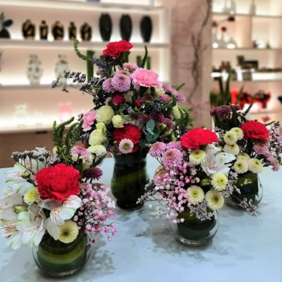 Table arrangement 